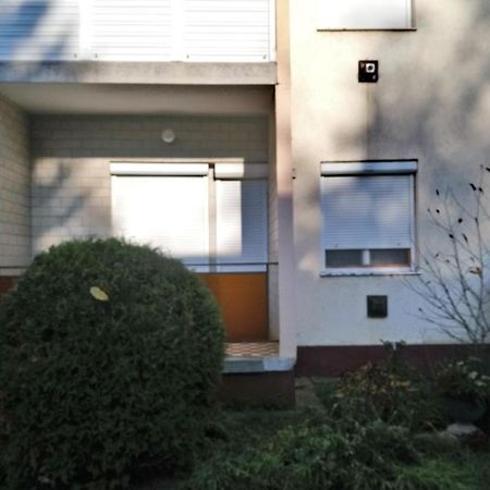 Fuesti Fecske Apartman Hajdúszoboszló Exterior foto
