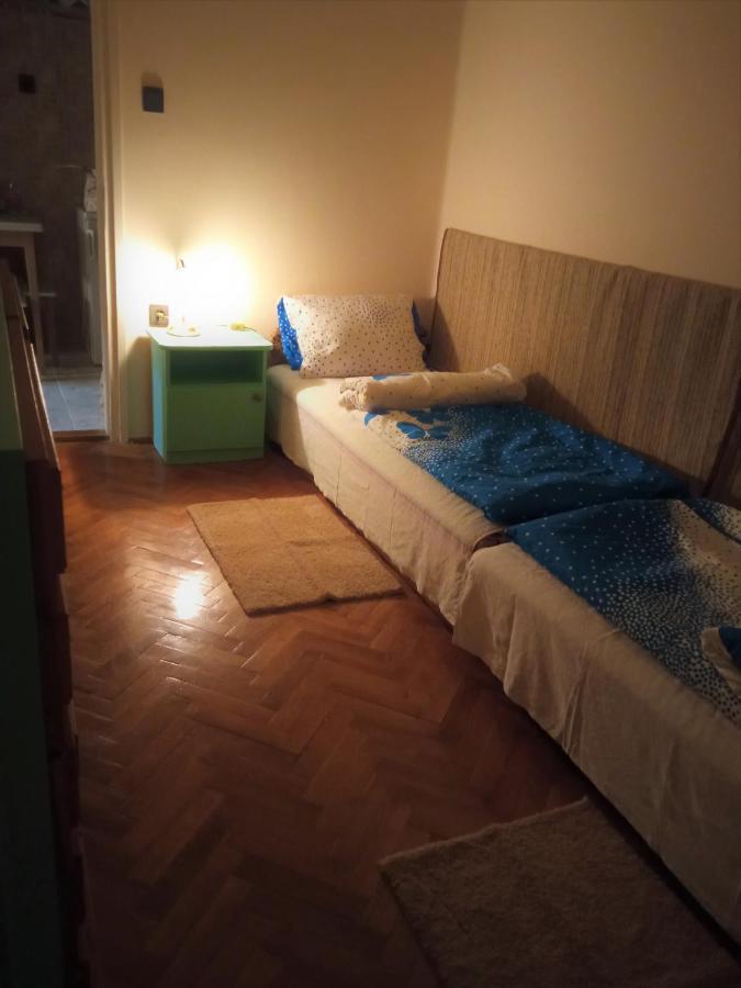 Fuesti Fecske Apartman Hajdúszoboszló Exterior foto